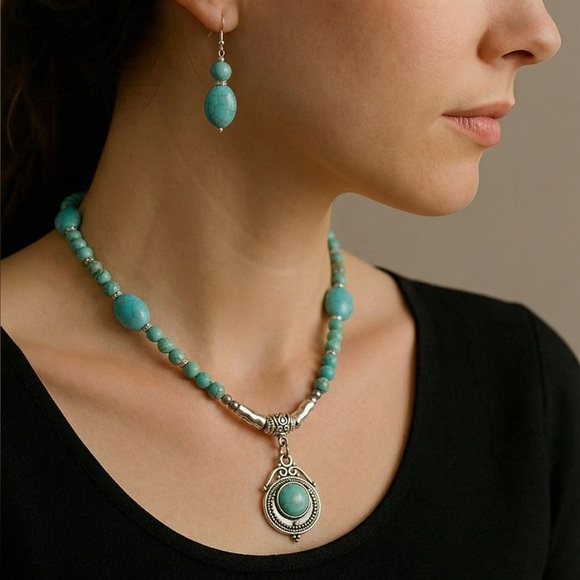 Jewelry - Turquoise Beaded Necklace and Earring Set